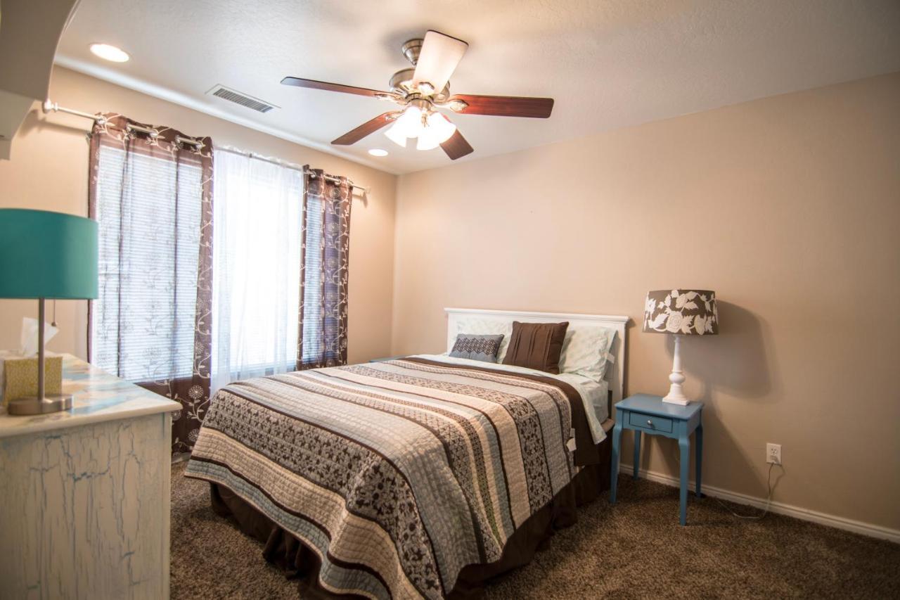 Lone Rock Retreat - 3-Bedroom Near Lake Powell Page Buitenkant foto